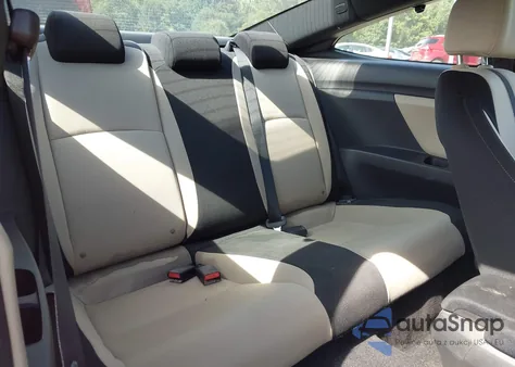 2017 Honda Civic Lx z USA, uszkodzony, nr VIN 2HGFC4B59HH305653